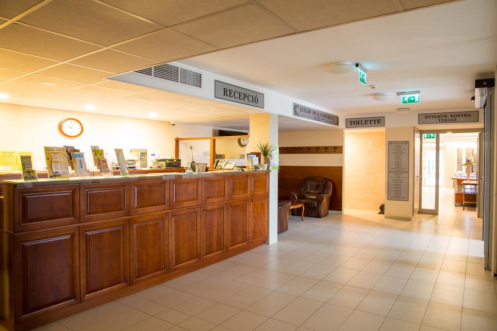 Luxury Hotel Siófok Esterno foto